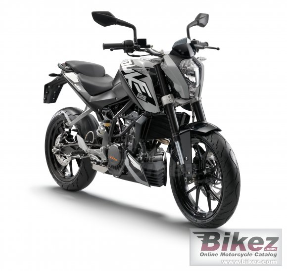 2012 KTM 125 Duke photo